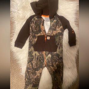 Camouflage Carhartt bodysuit